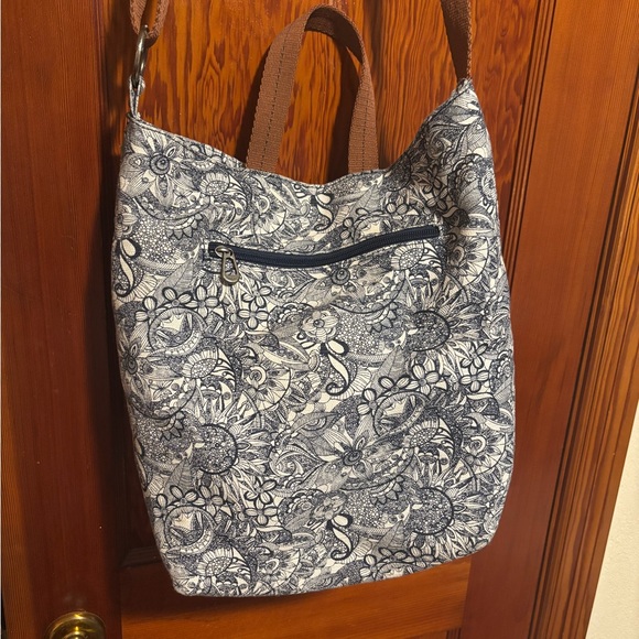 SAKROOTS Bohemian Denim Blue Patchwork The City Crossbody Bag - Picture 7 of 8